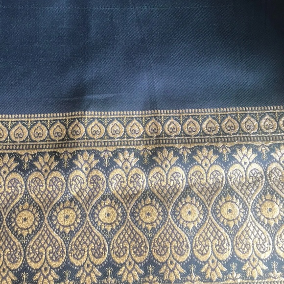 New Beautiful Vintage Persian Gold/Green piece of art. - Picture 3 of 7